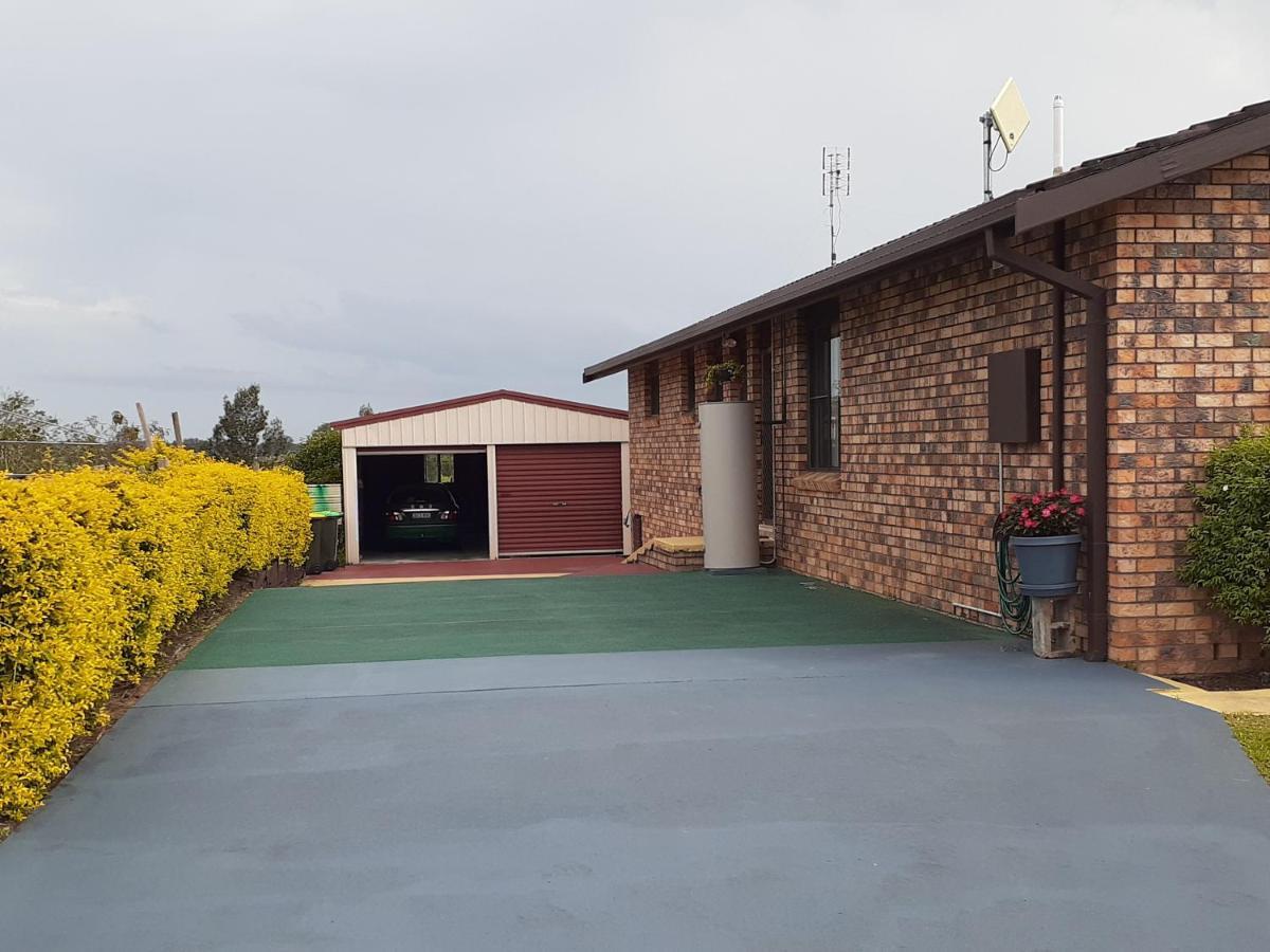 Quiet Property By The River Kempsey Exterior photo